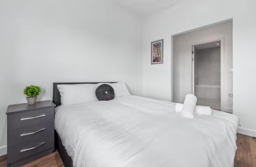 Airy 2Br Flat Delta London Dp332 Apartment ครอยดอน ภายนอก รูปภาพ